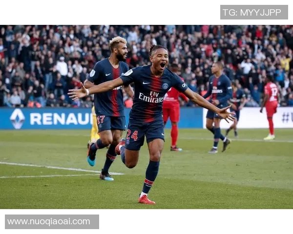 斯特拉斯堡主场迎战巴黎圣日耳曼争夺法甲积分榜关键战役